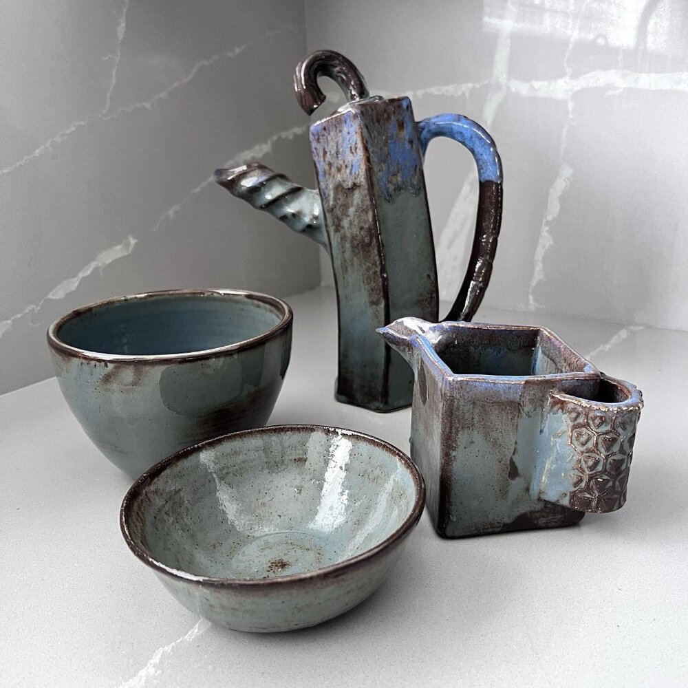 Jenna Basile Vintage Studio Art Pottery Set Of 4 Items TeaPot Jug Bowls 2002-04